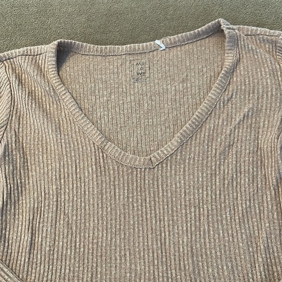 Me To We Essentials Crop Top Ribbed Size Medium Brown (BB) - Picture 6 of 6